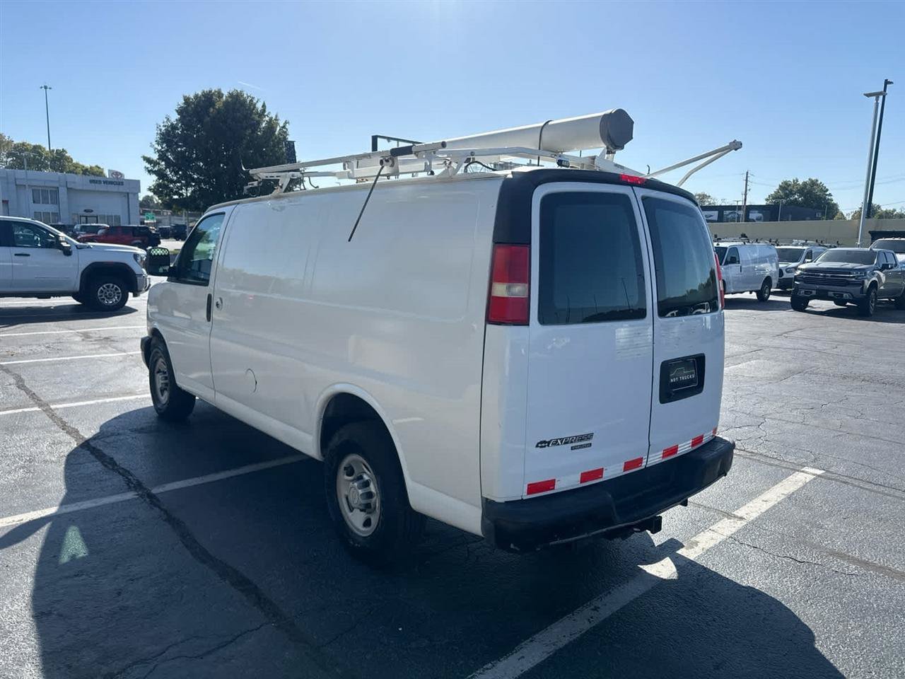 Used 2013 Chevrolet Express 2500 RWD image 6