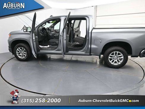 Used 2024 Chevrolet Silverado 1500 RST w/ Z71 Off-Road Package AWD/4WD image 38