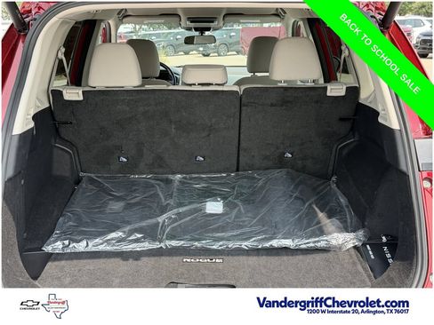 Used 2025 Nissan Rogue SV FWD image 27