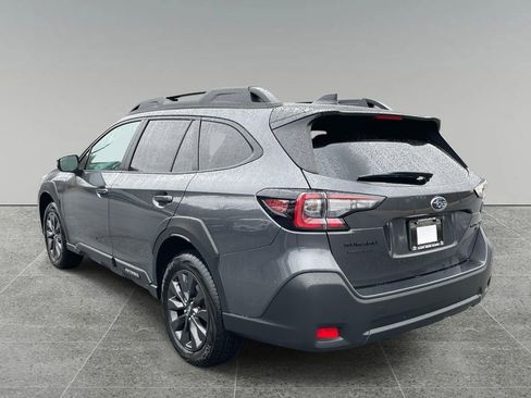 Certified 2025 Subaru Outback Onyx Edition XT w/ Tech Package 2 image 3