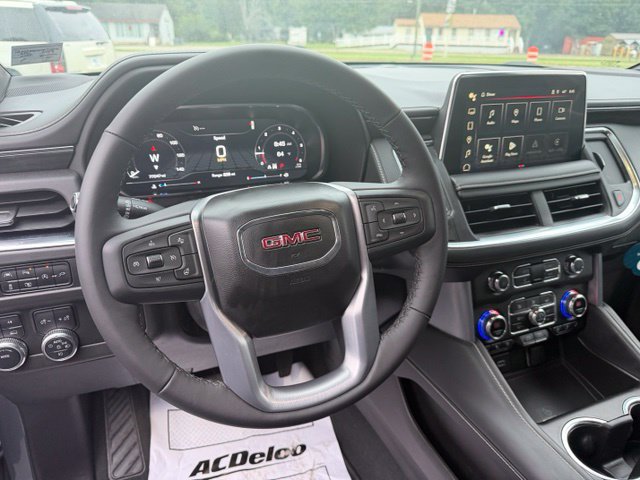 Used 2022 GMC Yukon XL SLT w/ SLT Luxury Package AWD/4WD image 24