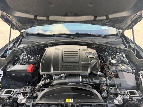 Used 2024 Jaguar F-PACE R-Dynamic S AWD/4WD image 19
