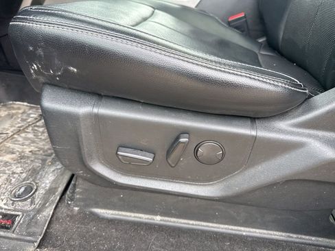 Used 2019 Ford F150 Lariat w/ Equipment Group 502A Luxury image 18