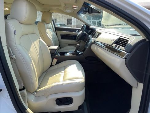 Used 2016 Lincoln MKS w/ Equipment Group 101A FWD image 26