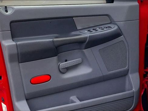 Used 2007 Dodge Ram 1500 Truck SLT image 23