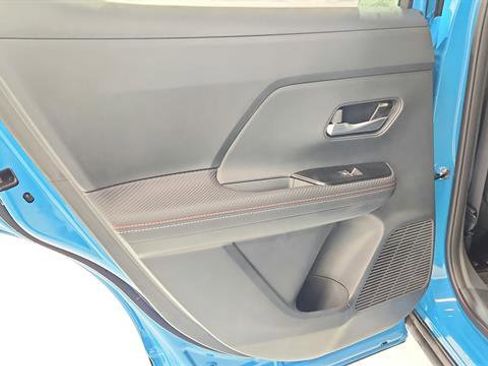 New 2025 Nissan Kicks SR image 21