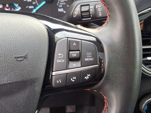 Certified 2022 Ford Escape SEL w/ SEL Stealth AWD Package image 18