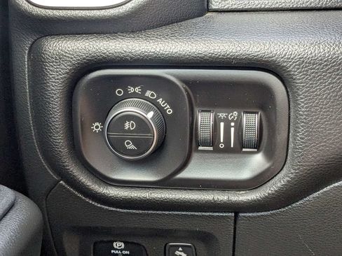 Used 2025 RAM 1500 Big Horn AWD/4WD image 19