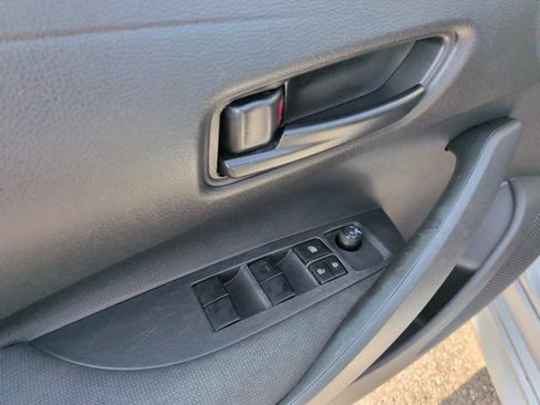 Used 2024 Toyota Corolla LE FWD image 10