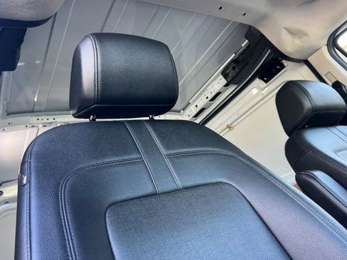 Used 2020 Ford Transit Connect XL image 18