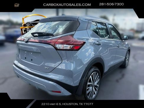 Used 2024 Nissan Kicks SV FWD image 5