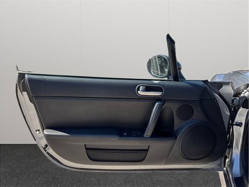 Used 2013 MAZDA MX-5 Miata Club image 16