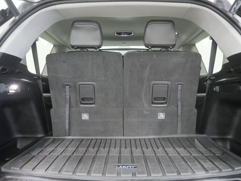 Used 2023 Jeep Grand Cherokee L Limited w/ Black Appearance Package AWD/4WD image 28