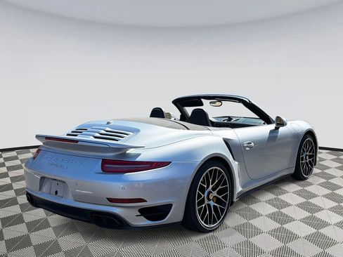 Used 2016 Porsche 911 Turbo S image 3