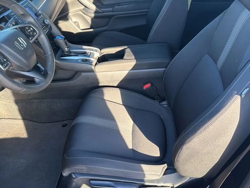 Used 2020 Honda Civic LX image 40