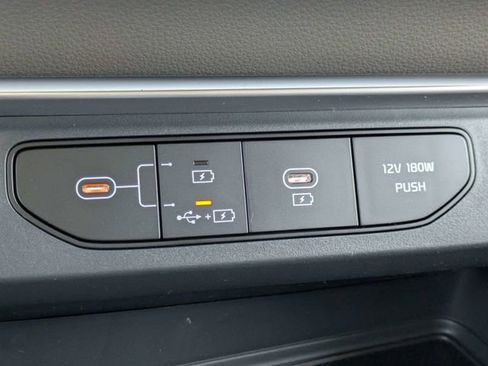 New 2026 Kia Carnival FWD image 22