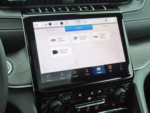 New 2025 Jeep Grand Cherokee Limited w/ Luxury Tech Group II image 20