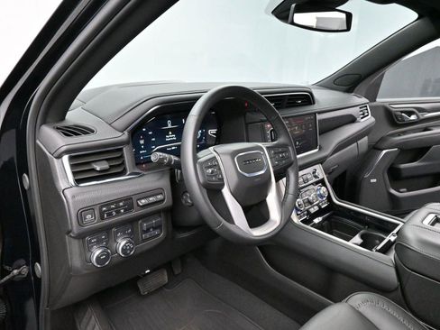 Used 2024 GMC Yukon XL Denali w/ Max Trailering Package image 13