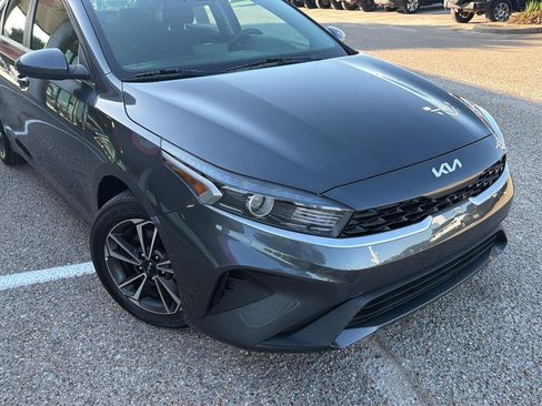 Used 2024 Kia Forte LXS FWD image 8