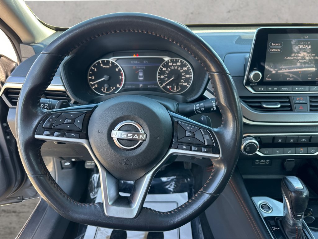 Used 2023 Nissan Altima 2.5 SR FWD image 27