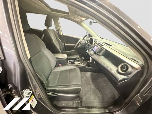 Used 2013 Toyota RAV4 XLE AWD/4WD image 28
