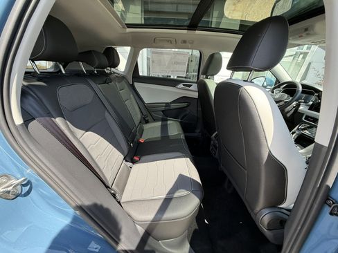 New 2026 Volkswagen Taos SE AWD/4WD image 20