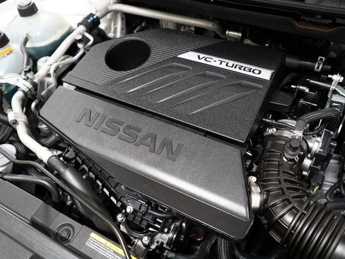 Used 2024 Nissan Rogue SV FWD image 32