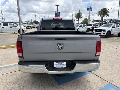 Used 2020 RAM 1500 Tradesman w/ Chrome Plus Package RWD image 8
