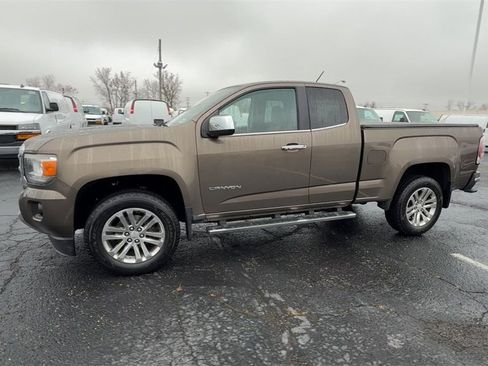 Used 2015 GMC Canyon SLT image 4