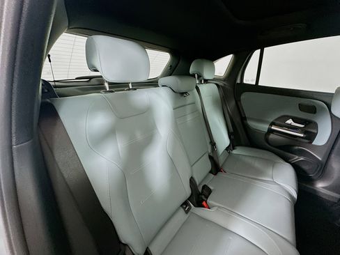 Used 2026 Mercedes-Benz GLA 250 4MATIC image 37