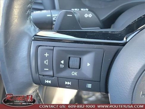 Used 2021 Nissan Rogue SL w/ Premium Package image 20