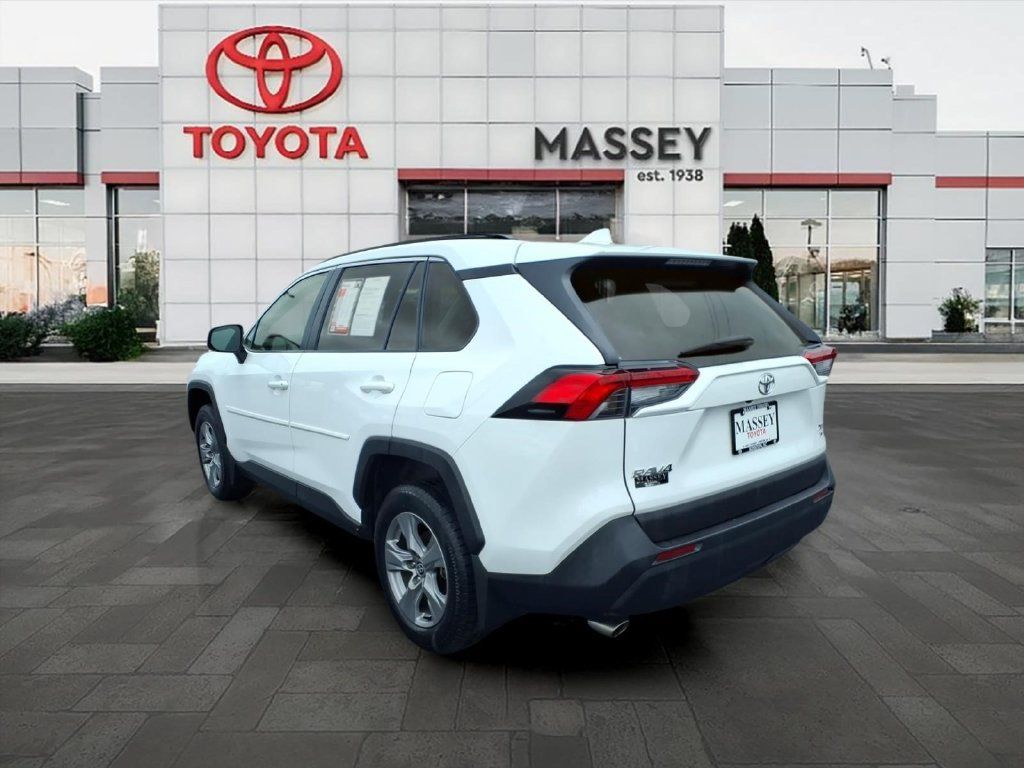 Used 2024 Toyota RAV4 XLE w/ Convenience Package AWD/4WD image 6