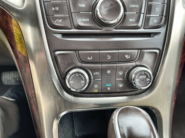 Used 2013 Buick Verano FWD image 17