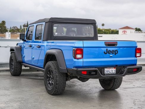 Used 2022 Jeep Gladiator Sport AWD/4WD image 10