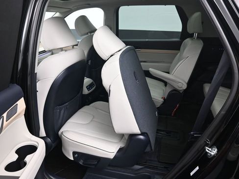 Used 2024 Hyundai Palisade Limited AWD/4WD image 32