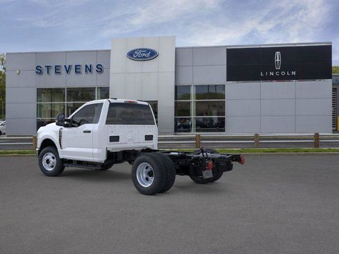 New 2026 Ford F350 XL w/ XL Chrome Package AWD/4WD image 5