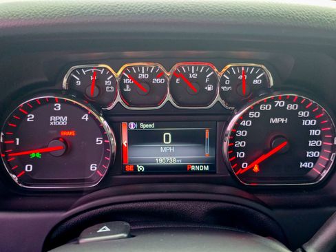 Used 2015 GMC Yukon SLT image 16