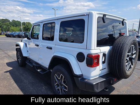 Certified 2025 Jeep Wrangler Unlimited Sahara AWD/4WD image 6