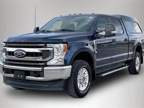 Used 2020 Ford F250 XL w/ STX Appearance Package image 2
