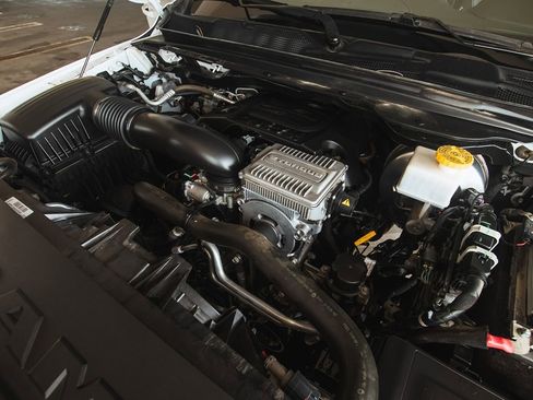 Used 2024 RAM 1500 Laramie image 42