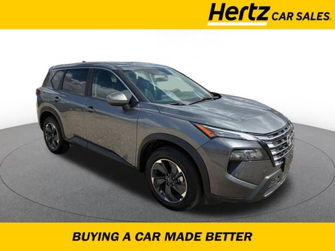 Used 2025 Nissan Rogue SV image 1