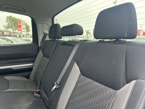 Used 2017 Toyota Tundra SR5 w/ SR5 Upgrade Package image 20