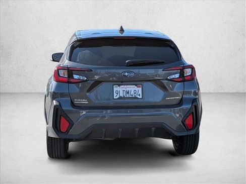 Used 2024 Subaru Crosstrek 2.0i image 7
