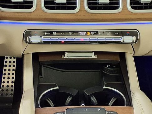 Certified 2022 Mercedes-Benz GLS 450 4MATIC image 23