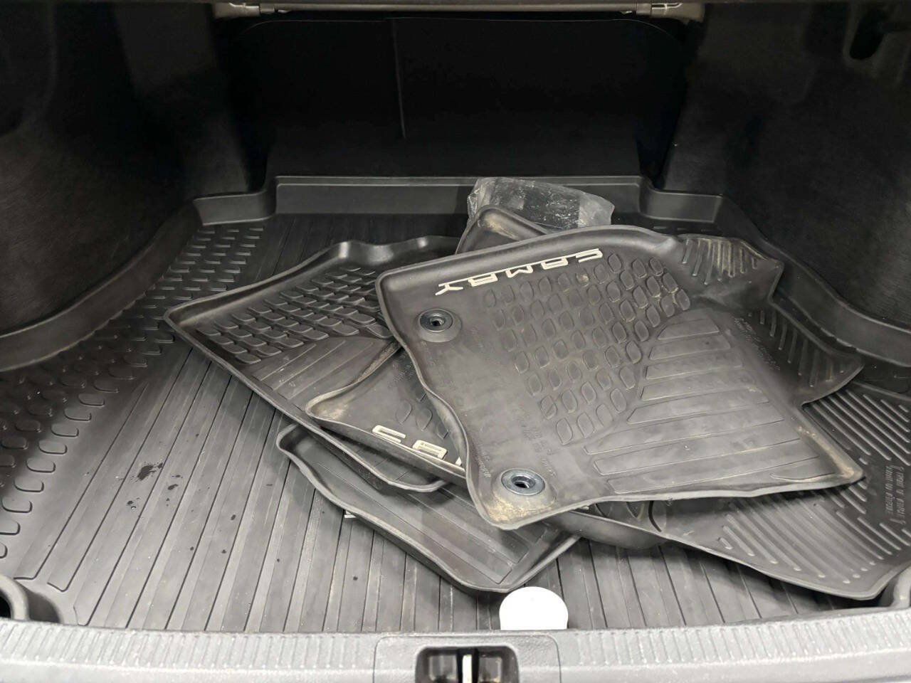 Used 2019 Toyota Camry LE w/ Convenience Package FWD image 6