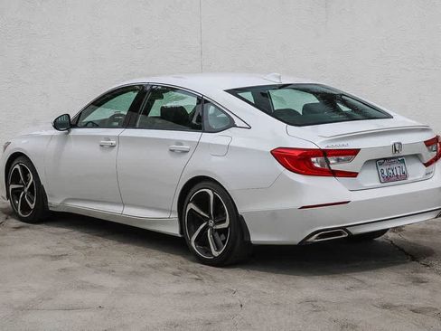 Used 2019 Honda Accord Sport image 4