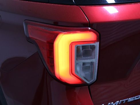 Used 2023 Ford Explorer Limited image 58