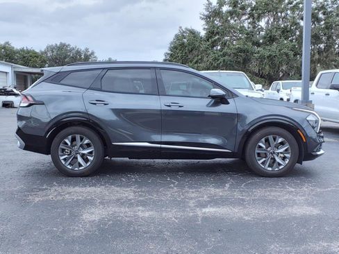 Used 2023 Kia Sportage SX image 2