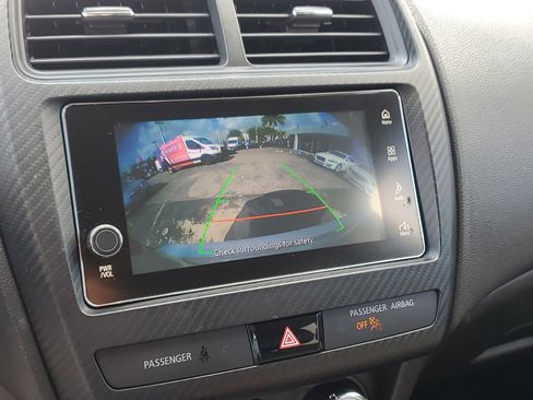 Used 2018 Mitsubishi Outlander Sport SE image 20