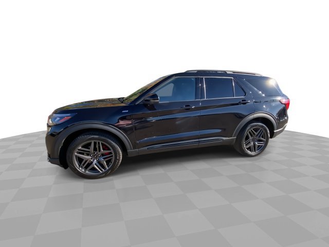 Used 2025 Ford Explorer ST-Line w/ ST-Line Street Pack AWD/4WD image 7